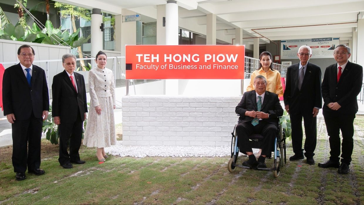The launching of the Teh Hong Piow Faculty of Business and Finance at Universiti Tunku Abdul Rahman (UTAR) Campus in Kampar, Perak.